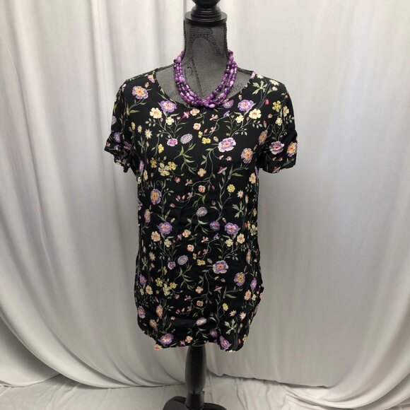 Lauren Conrad Black Floral Short Sleeve Top Womens Size Medium Blouse Romantic - Picture 1 of 8